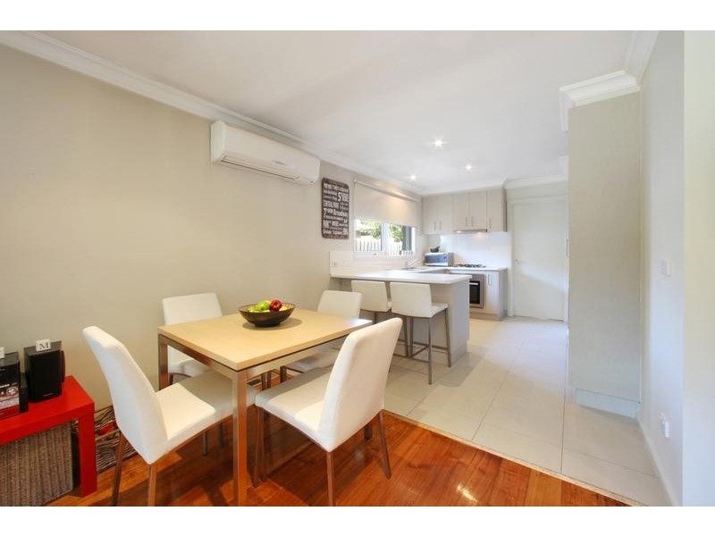 2/10 Kumala Road, Bayswater VIC 3153