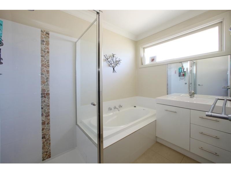 2/10 Kumala Road, Bayswater VIC 3153