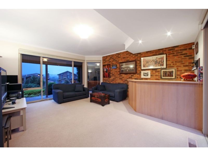 14 George Knox Drive, Rowville VIC 3178