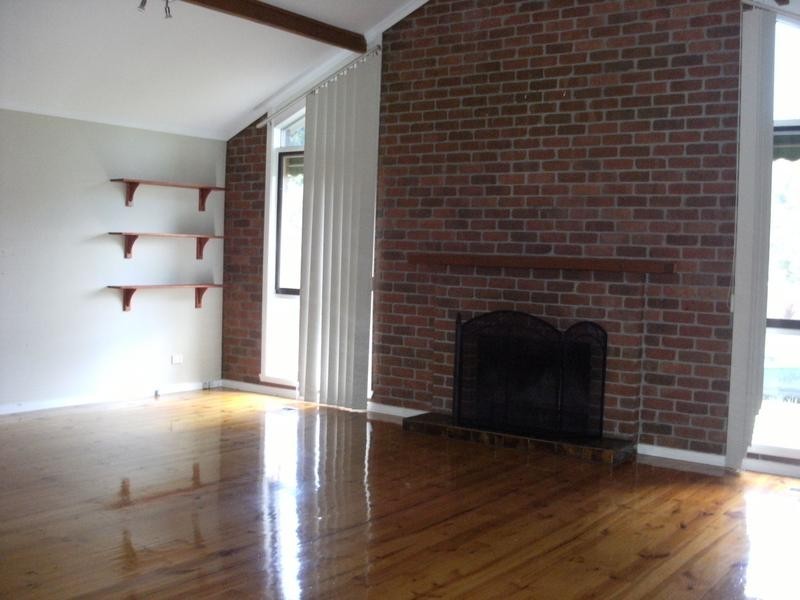 9 Saunders Close, Lysterfield VIC 3156