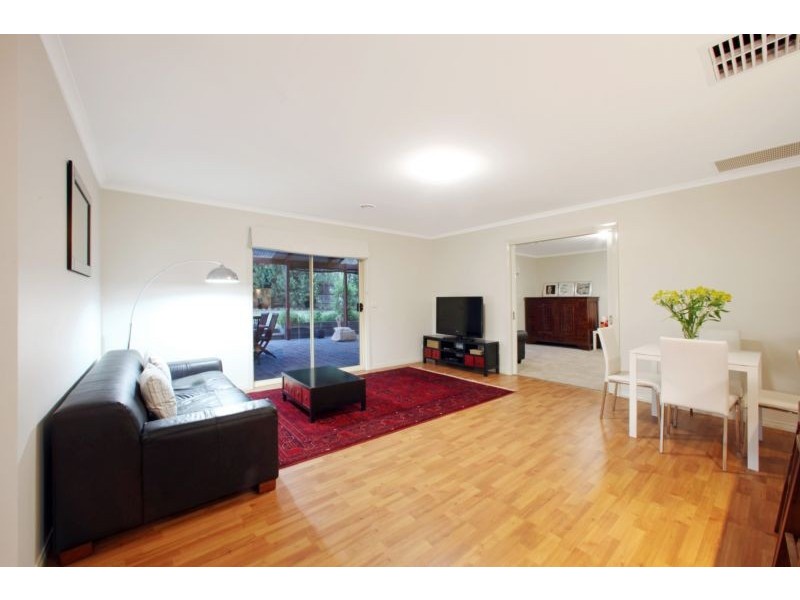 2 The Strand, Lysterfield VIC 3156