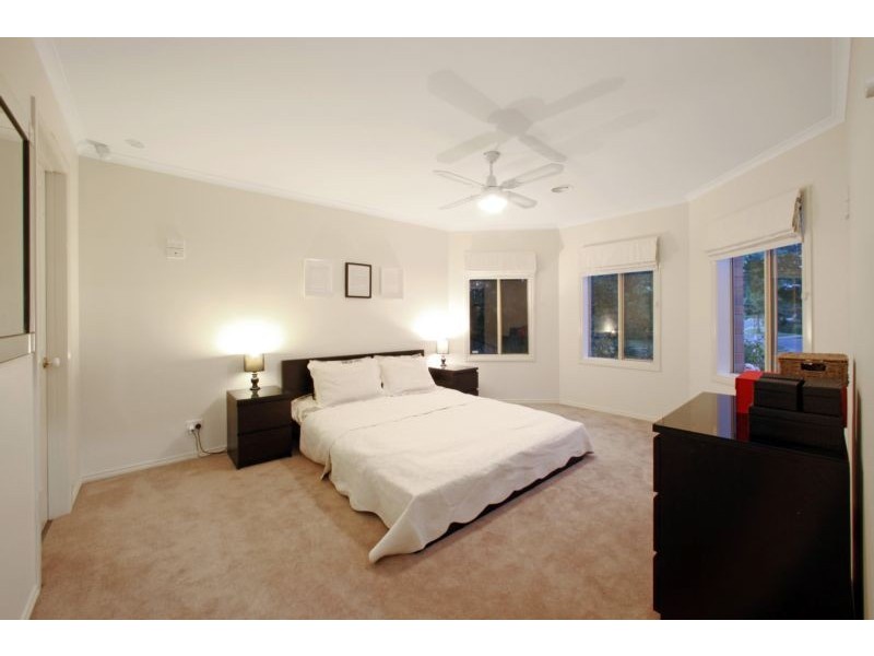 2 The Strand, Lysterfield VIC 3156