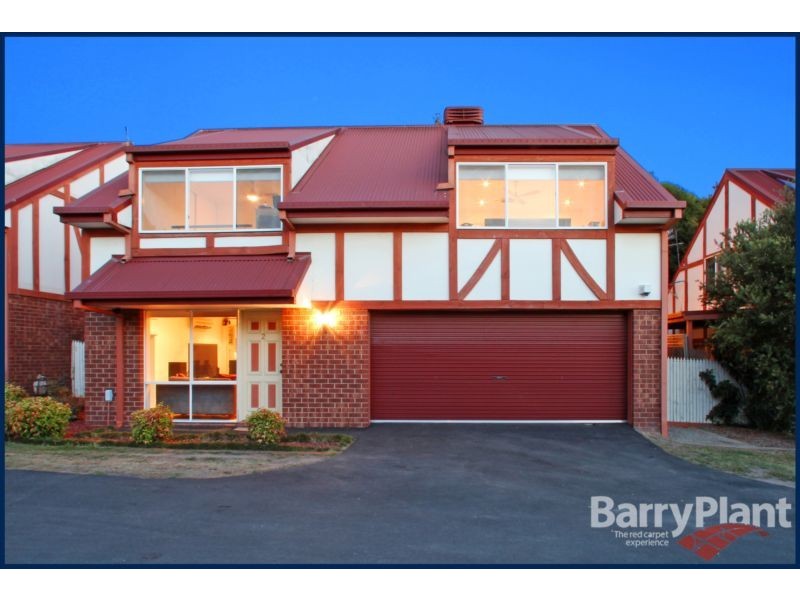 2/24-26 Napoleon Road, Ferntree Gully VIC 3156