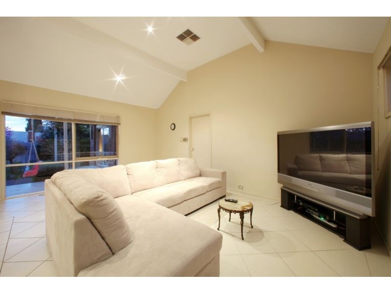 55 Clondara Drive, Rowville VIC 3178