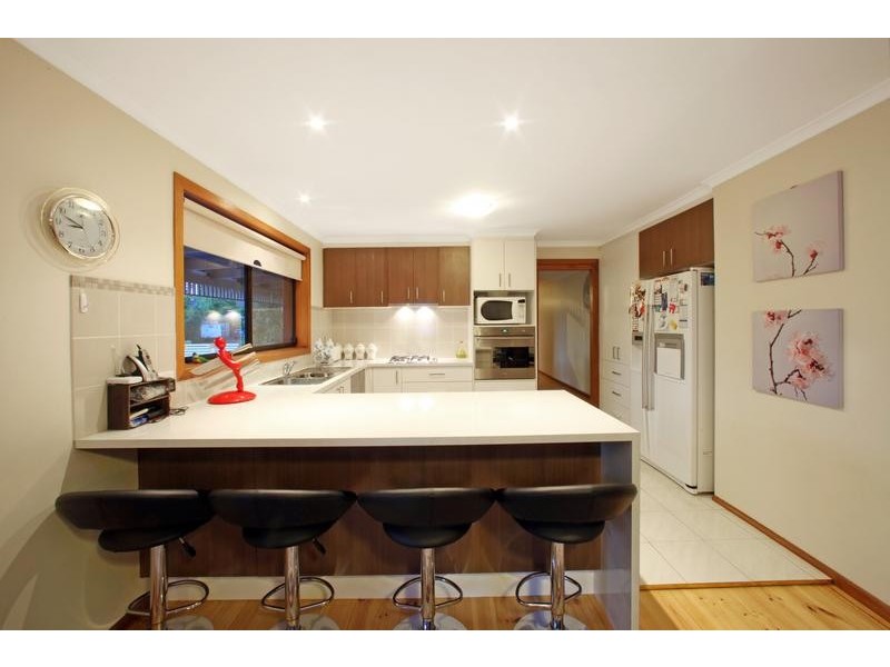 11 Bickerton Court, Rowville VIC 3178