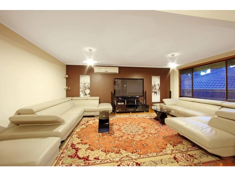 11 Bickerton Court, Rowville VIC 3178