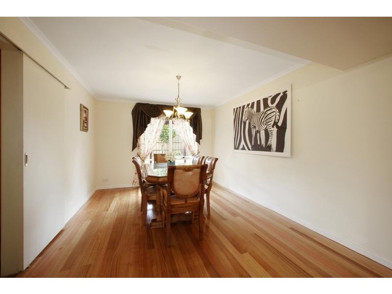 27 Bridgewater Way, Rowville VIC 3178