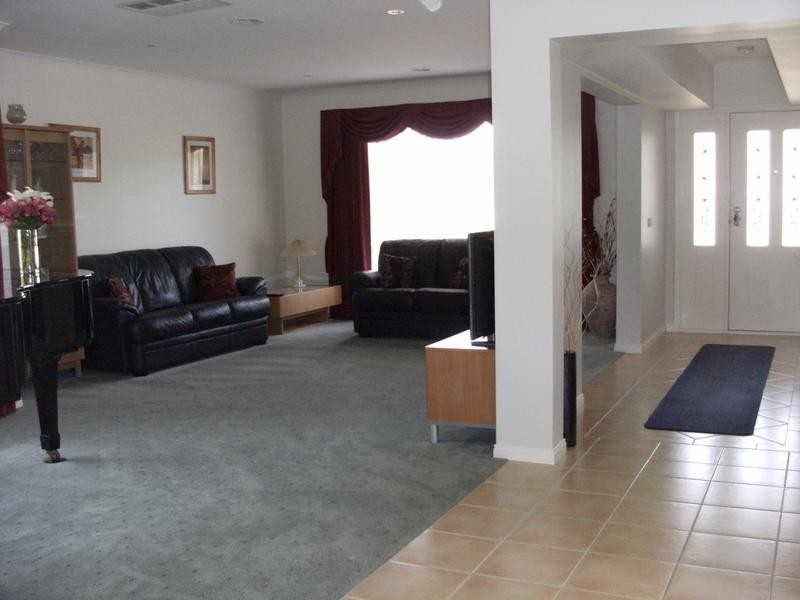 11 Hambleton Court, Lysterfield VIC 3156