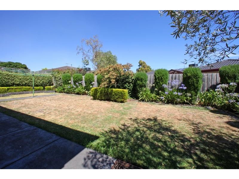 74 Clauscen Drive, Rowville VIC 3178