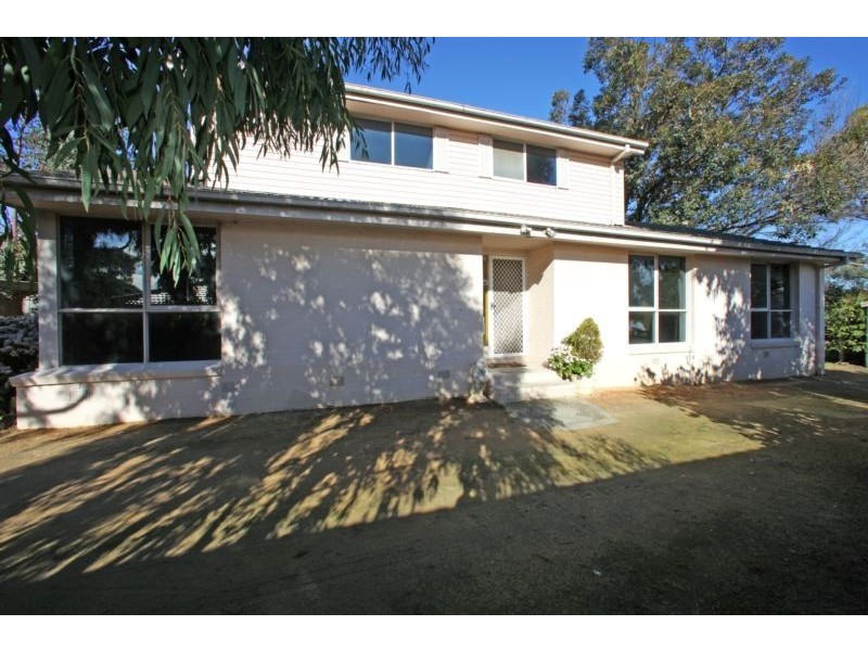 32 Deschamp Crescent, Rowville VIC 3178