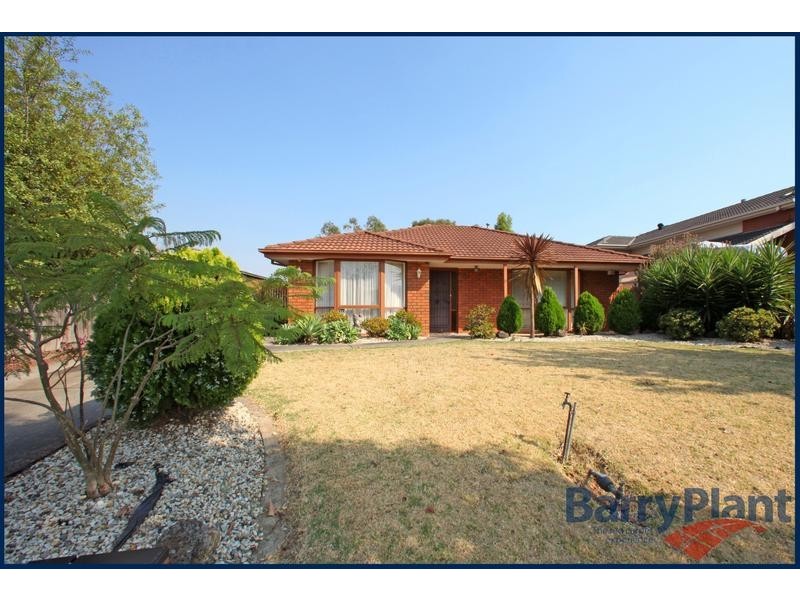 9 Wyandra Way, Rowville VIC 3178