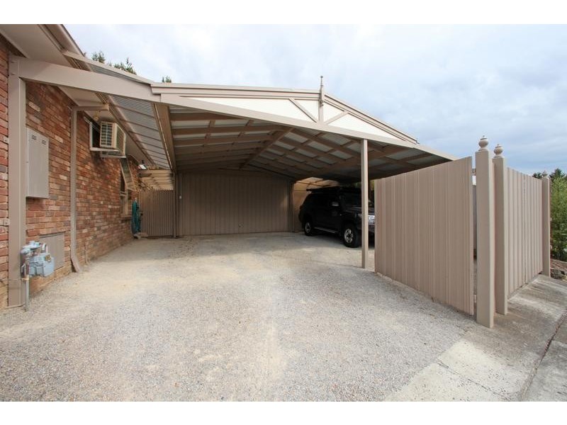 27 Bexsarm Crescent, Rowville VIC 3178