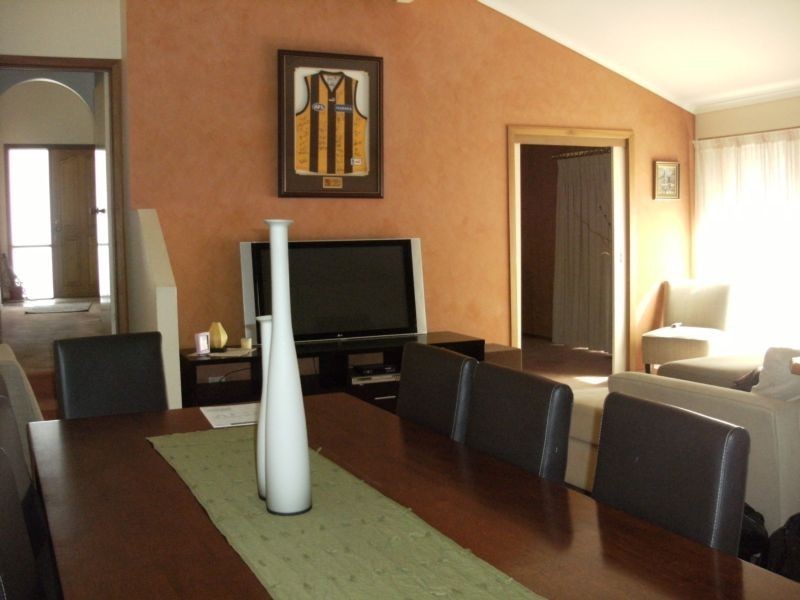 4 Tali Karng Close, Rowville VIC 3178