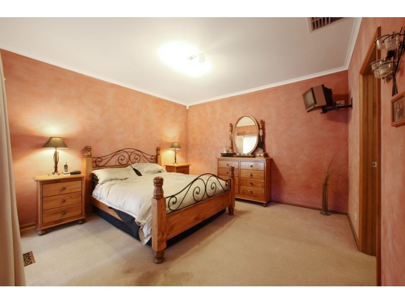 3 Waterloo Place, Rowville VIC 3178