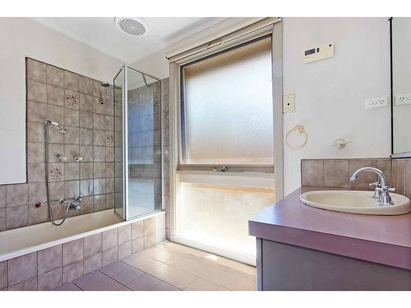 28 Superior Avenue, Rowville VIC 3178