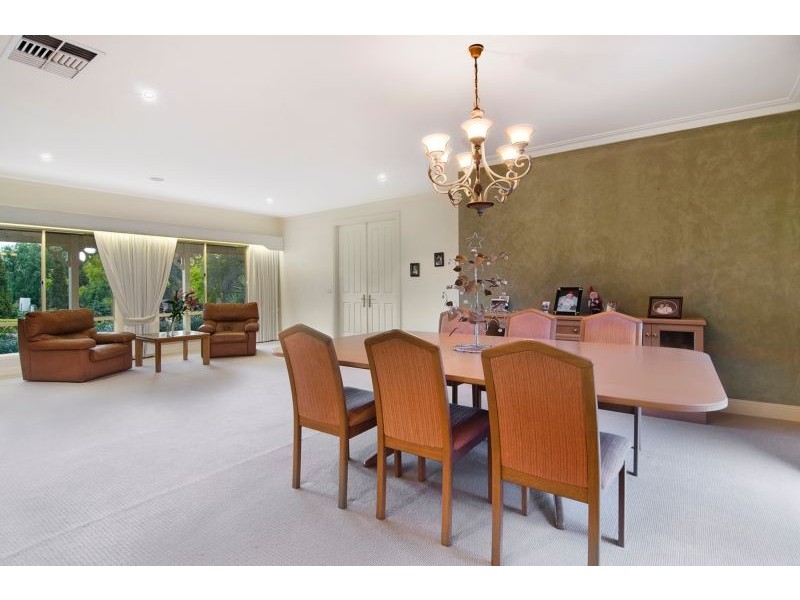 9C Oaks Court, Lysterfield South VIC 3156