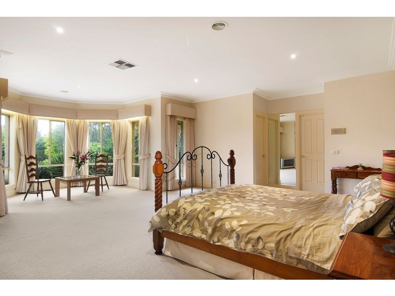 9C Oaks Court, Lysterfield South VIC 3156