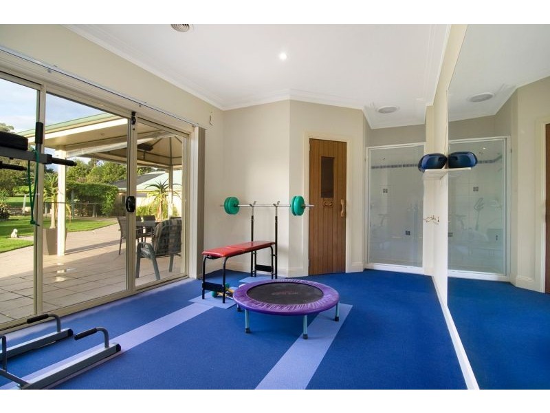 9C Oaks Court, Lysterfield South VIC 3156