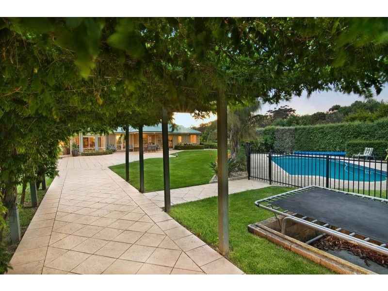 9C Oaks Court, Lysterfield South VIC 3156