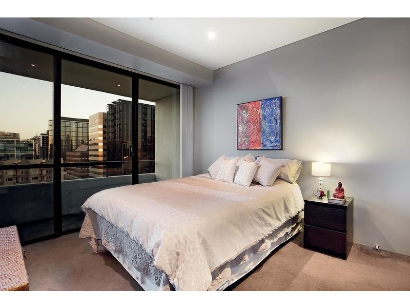 92/29 Queens Road, Melbourne VIC 3004