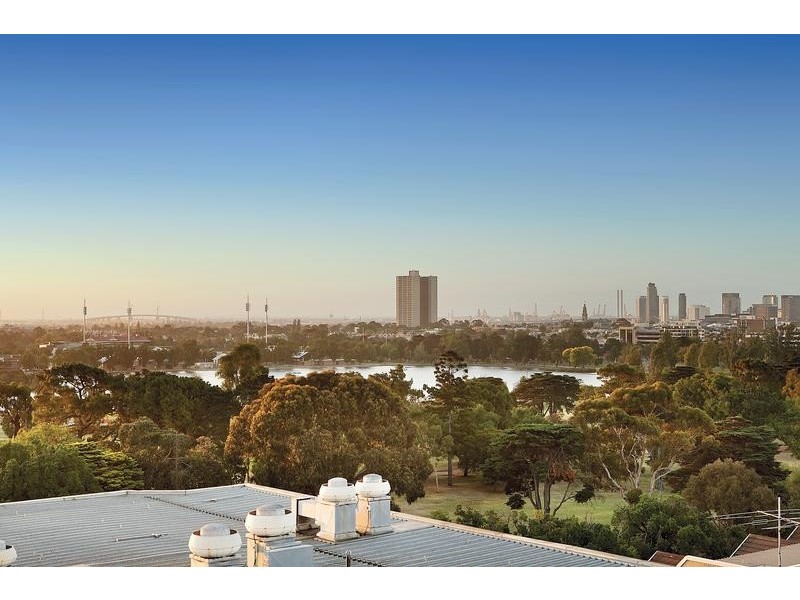 92/29 Queens Road, Melbourne VIC 3004