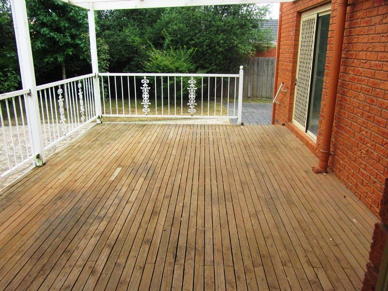 18 St Lawrance Way, Rowville VIC 3178