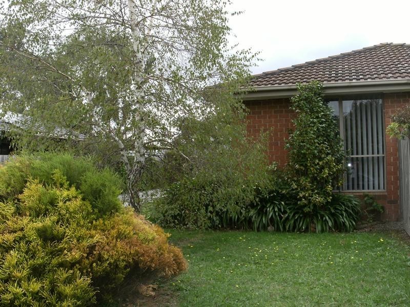 1/221 Dandelion Drive, Rowville VIC 3178