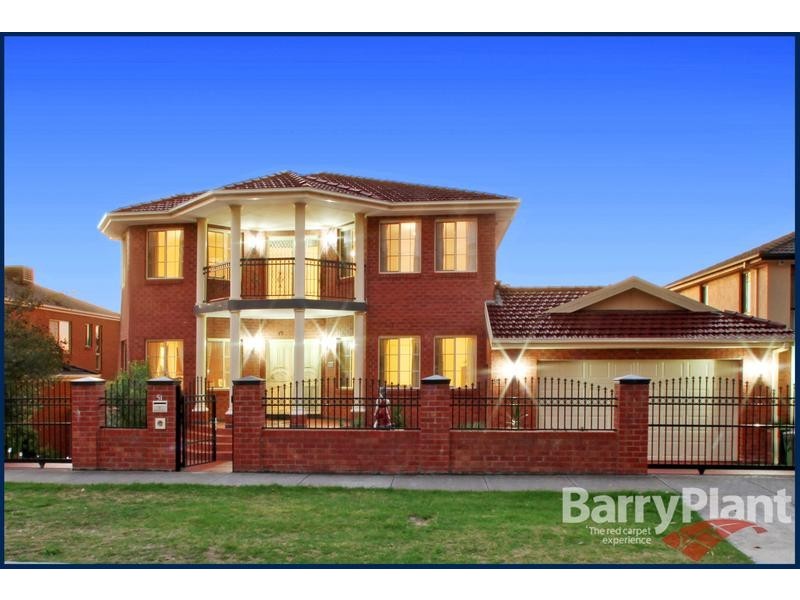 51 Golding Avenue, Rowville VIC 3178