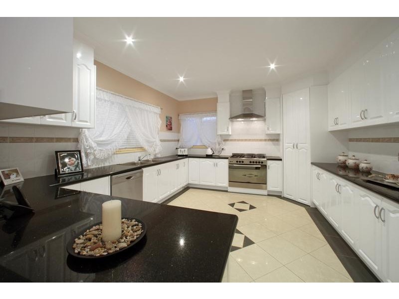 51 Golding Avenue, Rowville VIC 3178