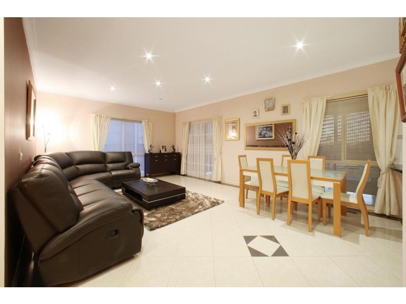 51 Golding Avenue, Rowville VIC 3178