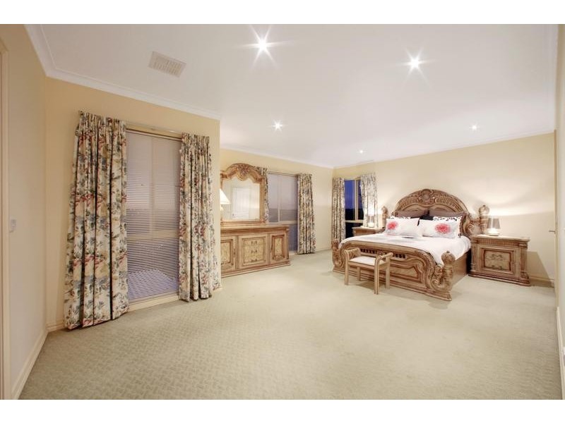 51 Golding Avenue, Rowville VIC 3178