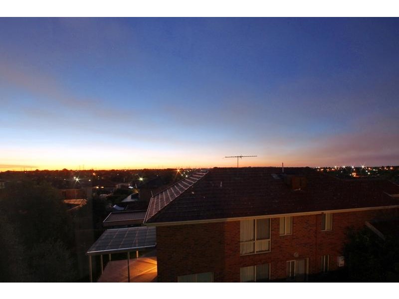 51 Golding Avenue, Rowville VIC 3178