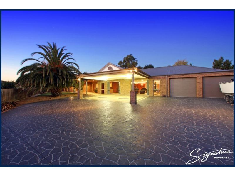 12 Palm Court, Lysterfield VIC 3156