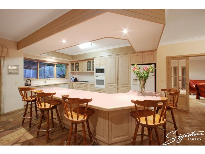 12 Palm Court, Lysterfield VIC 3156