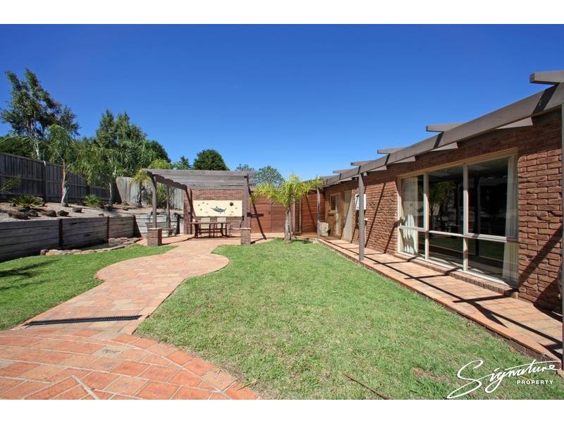 12 Palm Court, Lysterfield VIC 3156