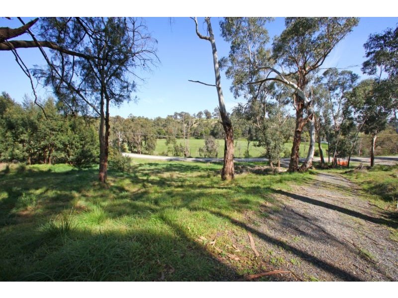 77 Ferndale Road, Upper Ferntree Gully VIC 3156