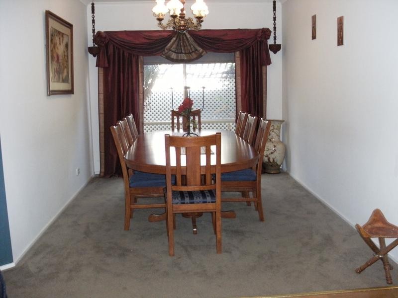 15 Trisha Drive, Rowville VIC 3178