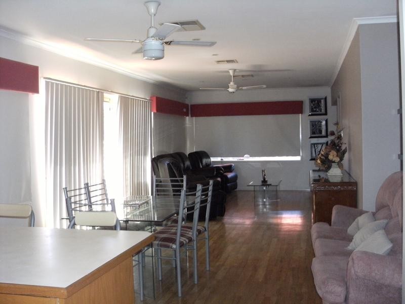 15 Trisha Drive, Rowville VIC 3178