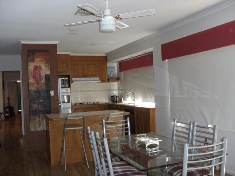 15 Trisha Drive, Rowville VIC 3178