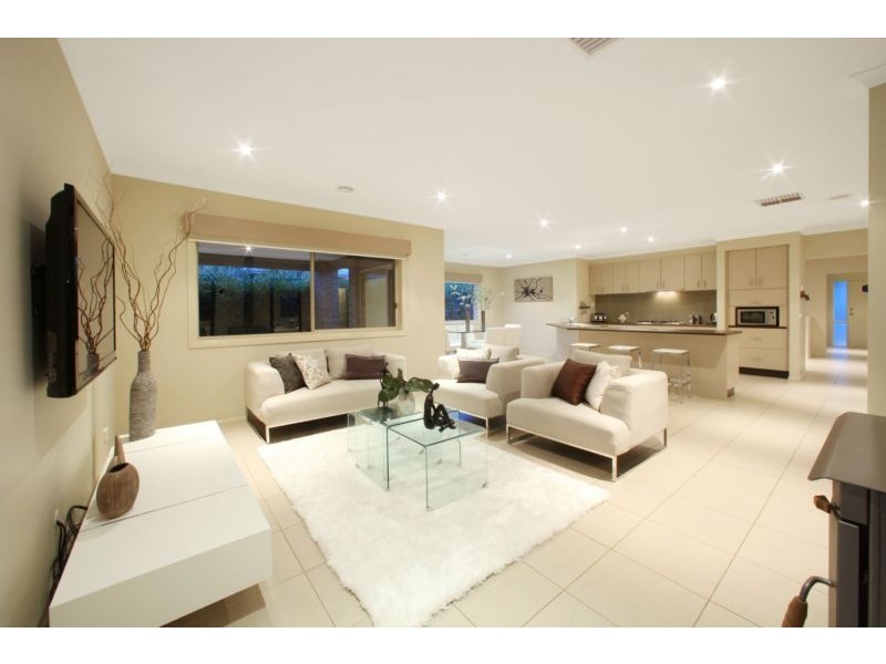 6 Straughan Close, Lysterfield VIC 3156