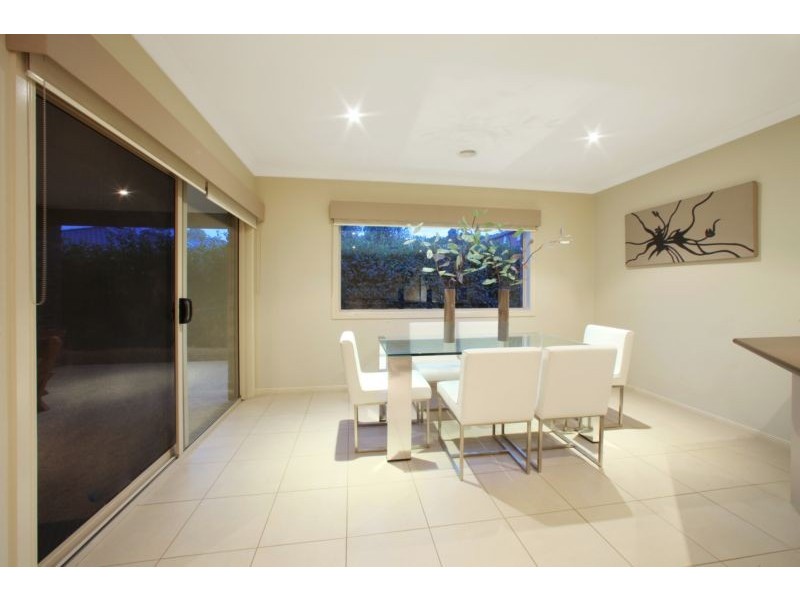 6 Straughan Close, Lysterfield VIC 3156