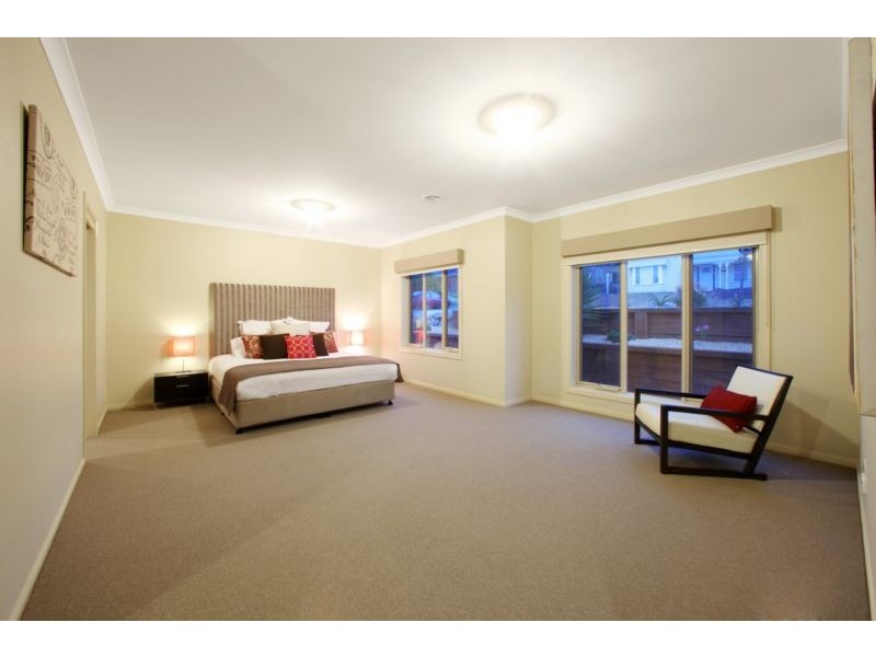 6 Straughan Close, Lysterfield VIC 3156