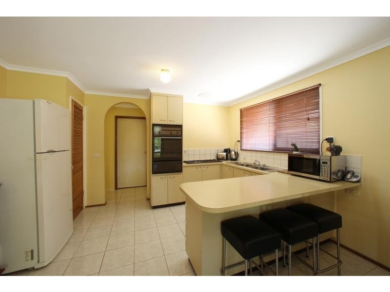 11 Montrose Court, Endeavour Hills VIC 3802