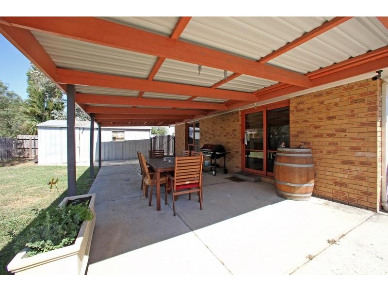11 Montrose Court, Endeavour Hills VIC 3802