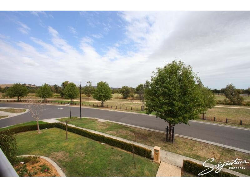 24 Koolamara Boulevard, Ferntree Gully VIC 3156