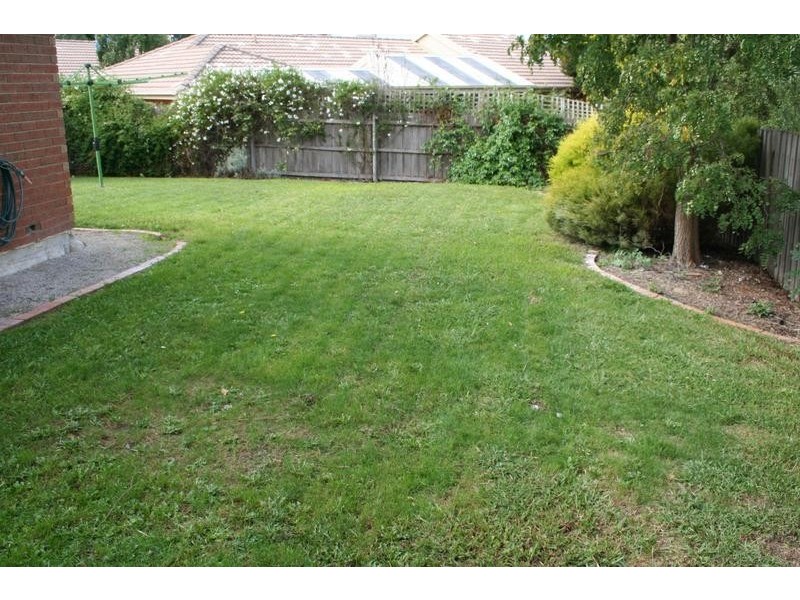 26 Laanecoorie Drive, Lysterfield VIC 3156