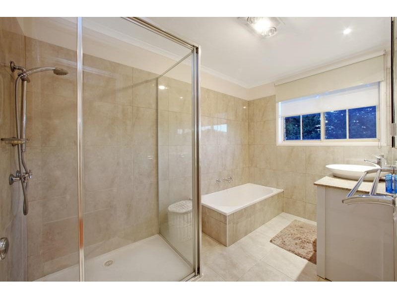 2 Don Eva Court, Rowville VIC 3178