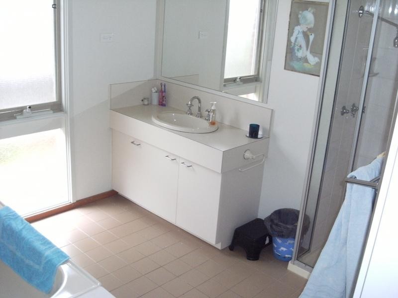 51 Crusoe Drive, Lysterfield VIC 3156