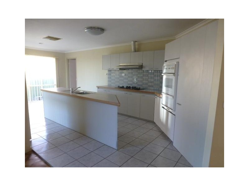 5 Heysen Place, Rowville VIC 3178