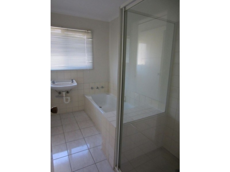 1/27 Wedge Cres, Rowville VIC 3178